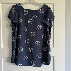 EUC Loft s/s floral blouse size small